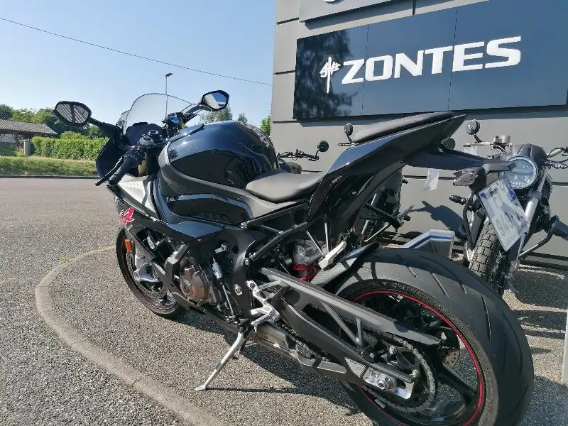 S 1000 RR