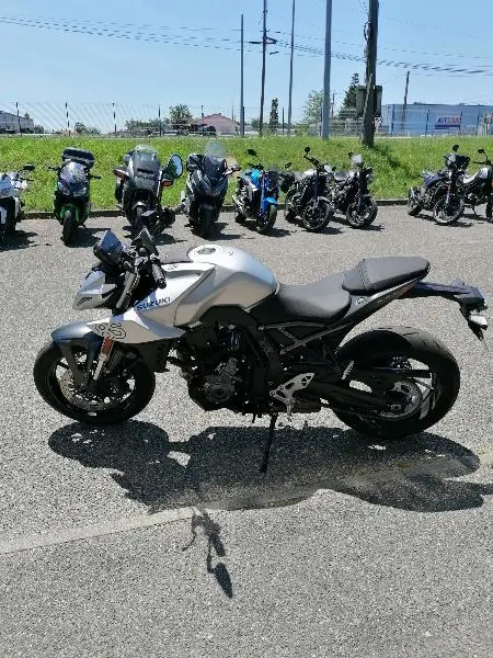 GSX8S A2
