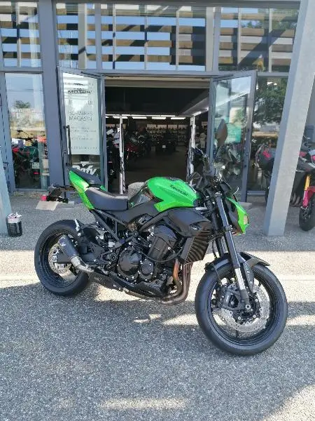 Z 900