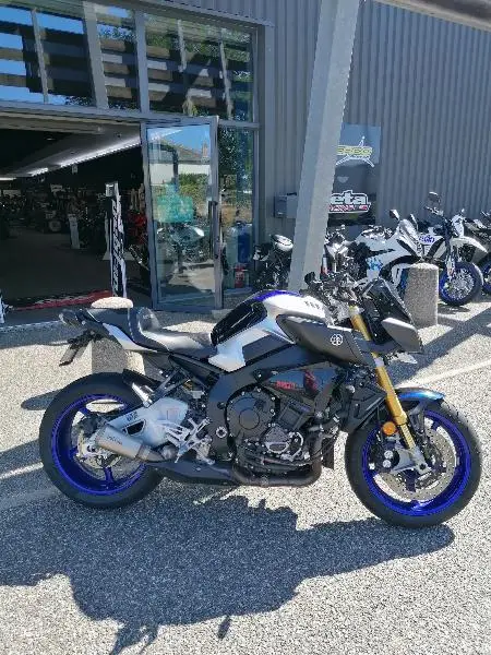 MT10 SP