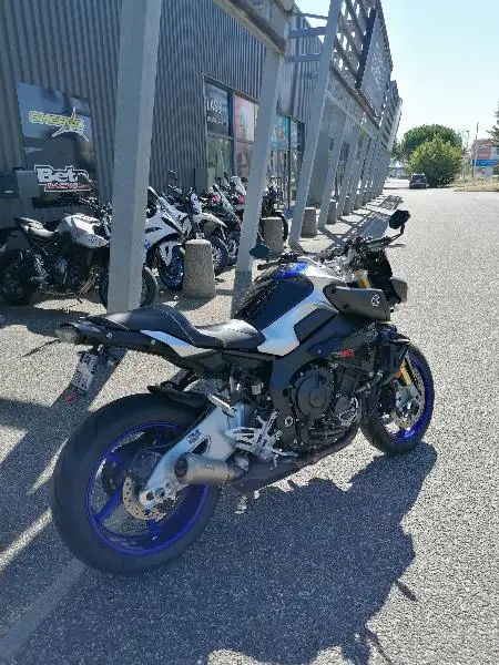 MT10 SP