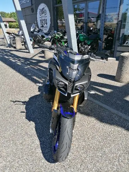 MT10 SP