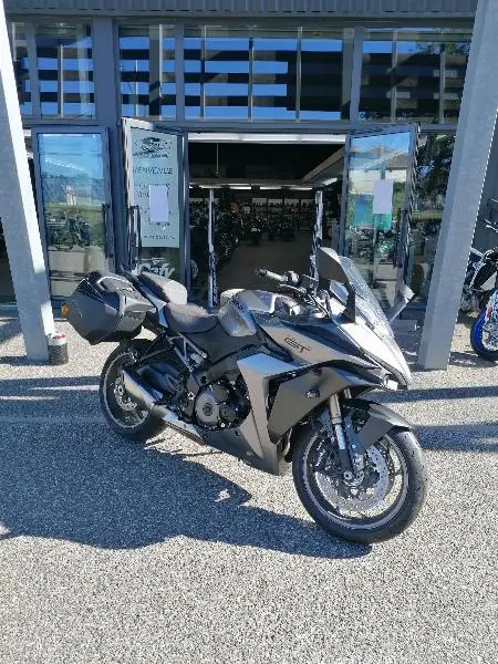 GSXS 1000 GT
