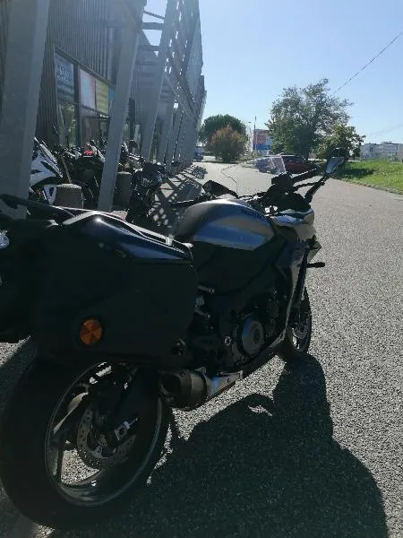 GSXS 1000 GT