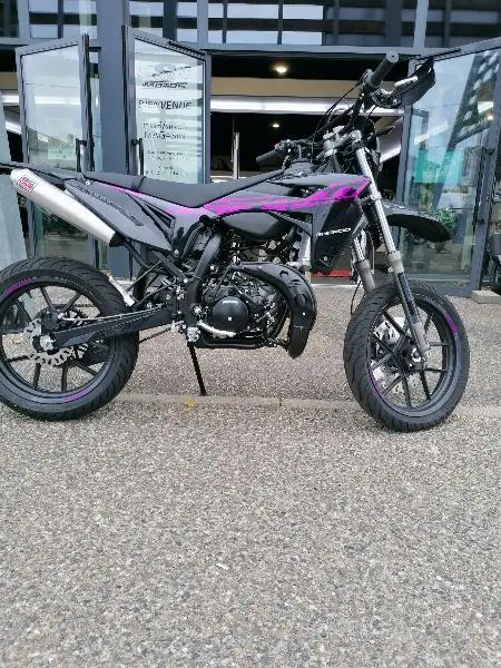 50 SMR PINK