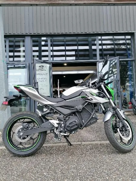 Ze1