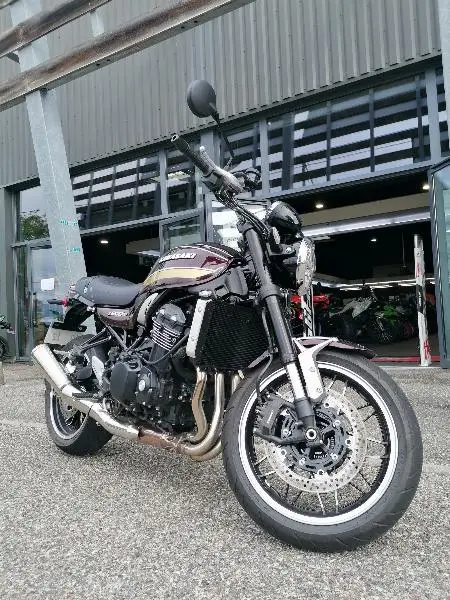 Z900RS