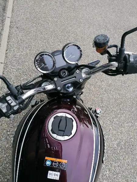 Z900RS