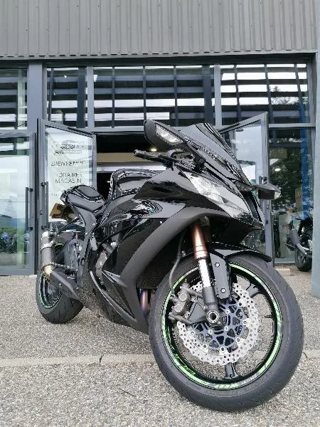 NINJA ZX10R