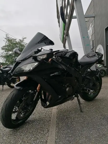 NINJA ZX10R