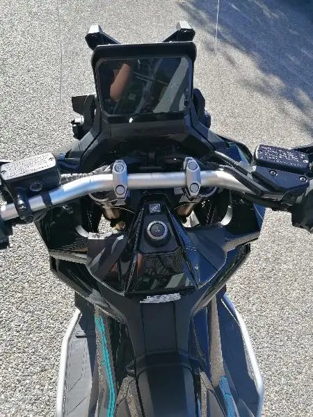 XADV 750