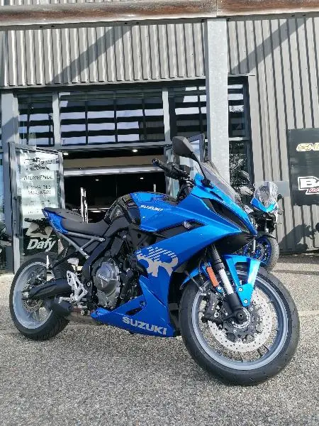 GSX8R 2025