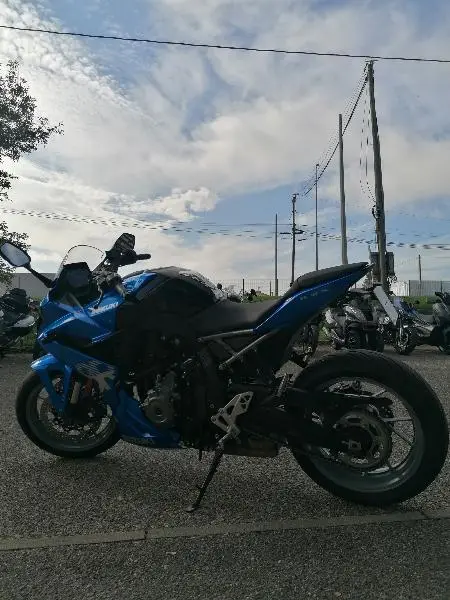 GSX8R