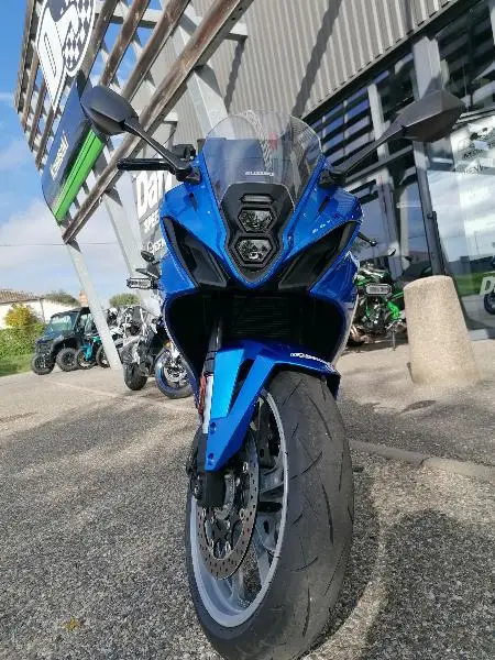 GSX8R