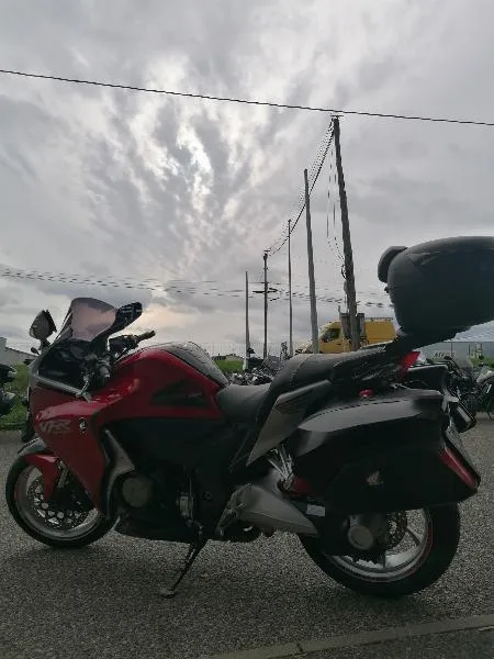 VFR 1200 F