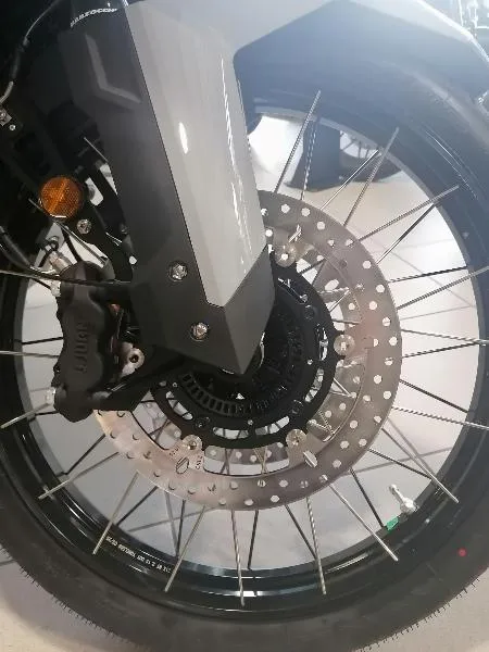 ZT 703 F