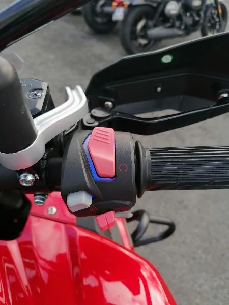 TRK 502 X