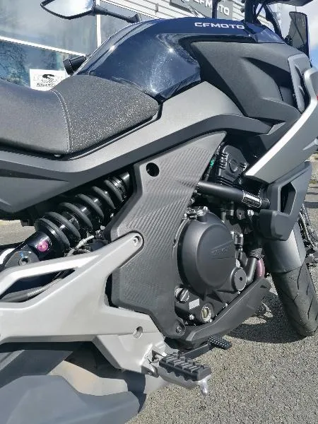 MT 700