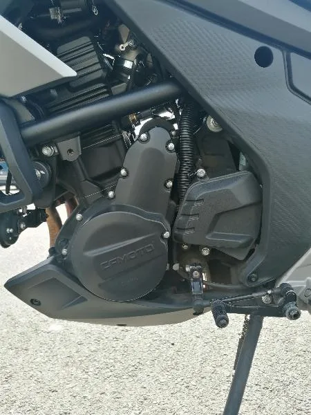 MT 700