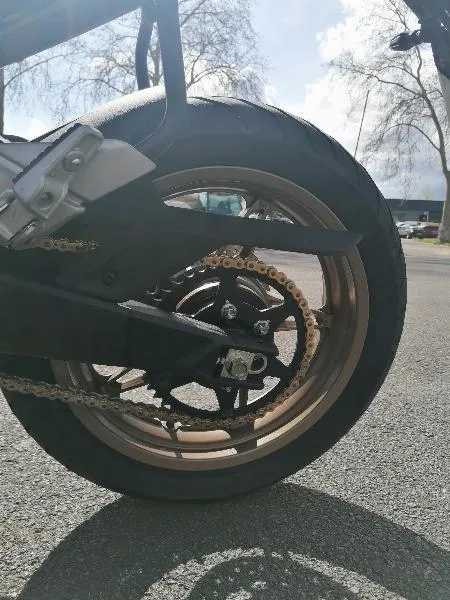 MT 700