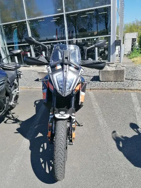 390 ADVENTURE
