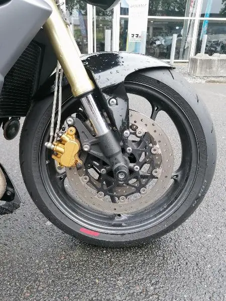 STREET TRIPLE 675