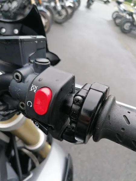 STREET TRIPLE 675