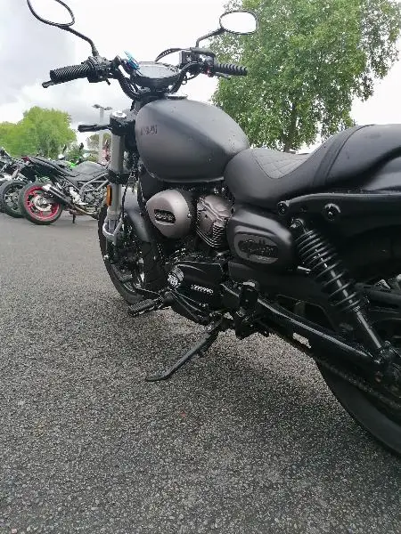 GV 125