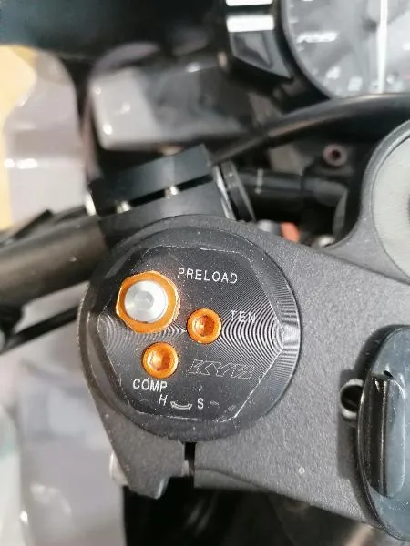 YZFR6