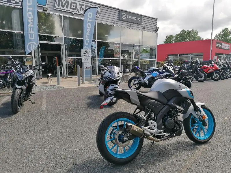 MT125 ABS