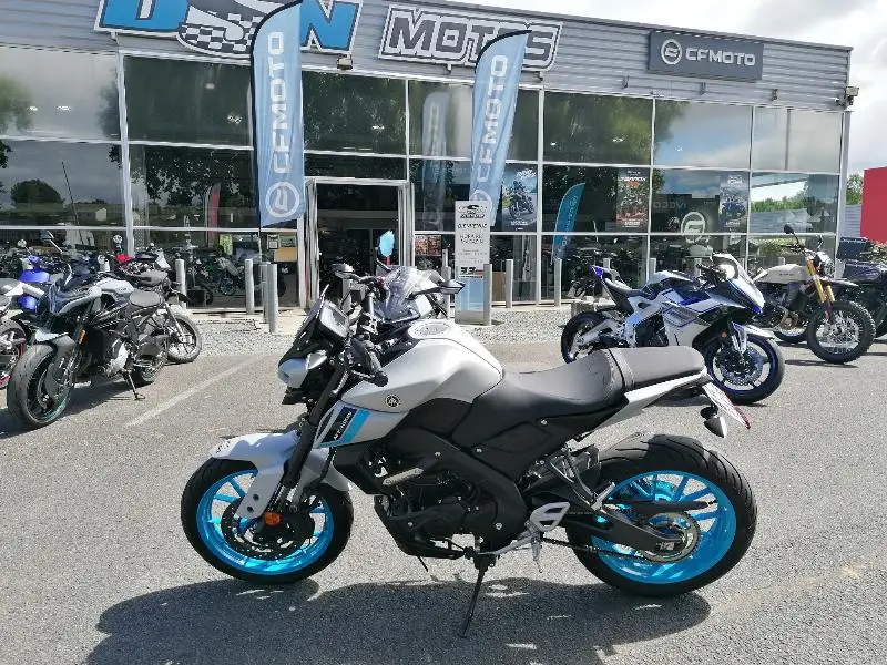 MT125 ABS