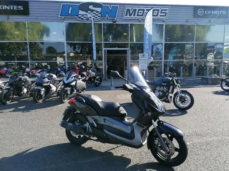 XMAX 250