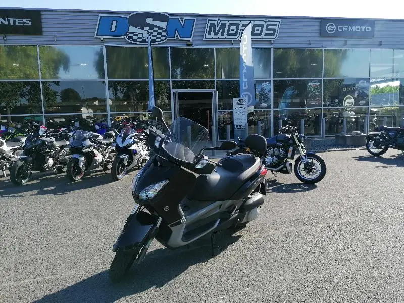 XMAX 250