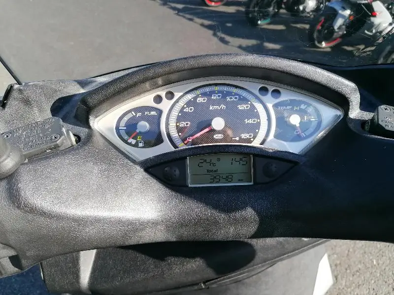 XMAX 250