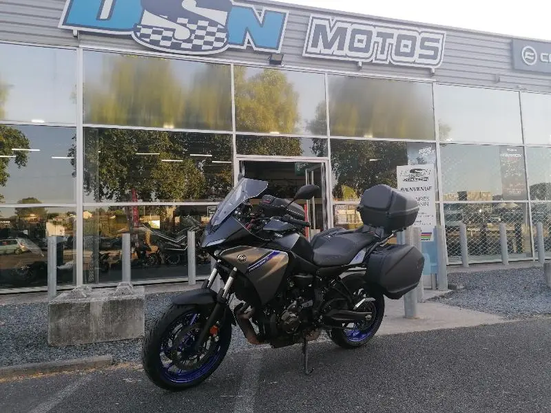 TRACER 700