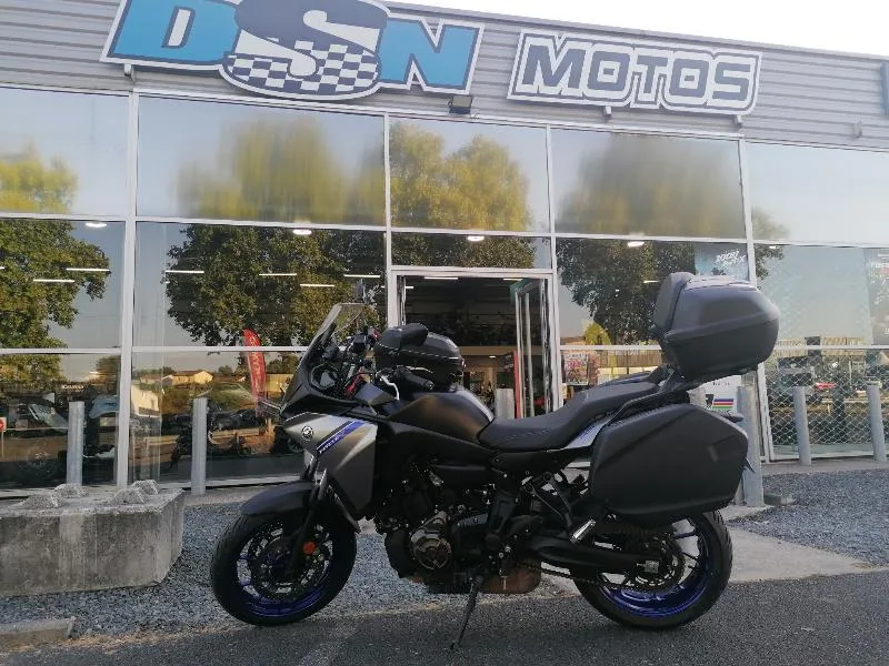 TRACER 700