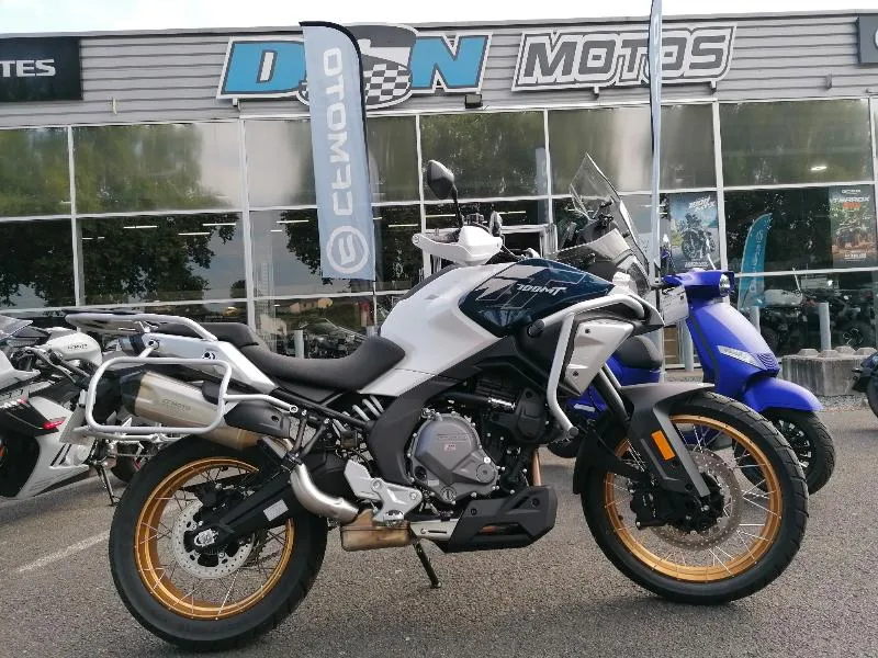 MT 700