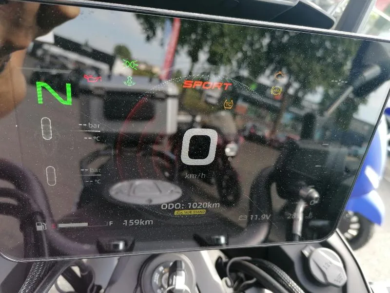 MT 800