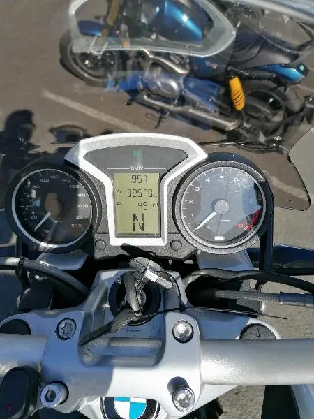R 1200 R
