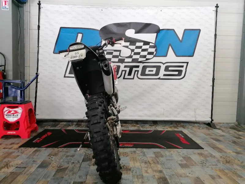 xe 125