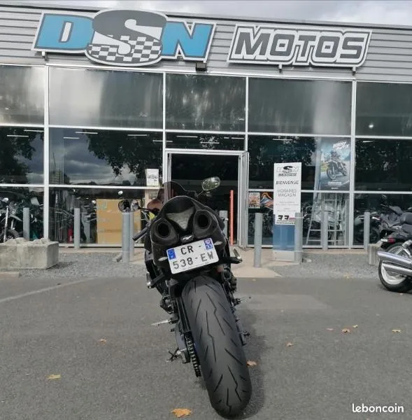 YZF 1000 R1 CROSS PLANE