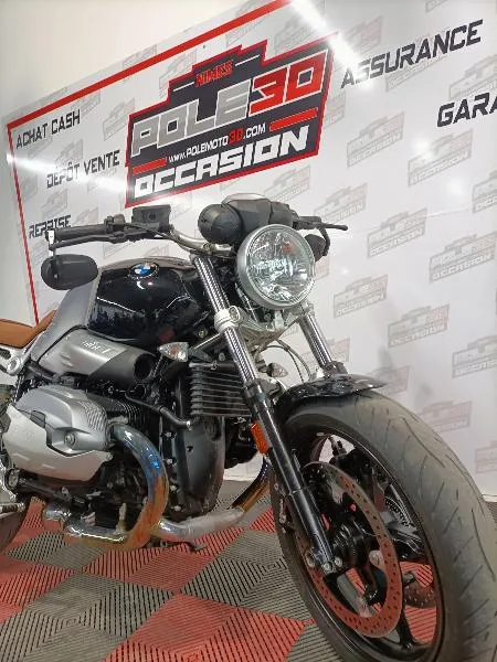 R NineT