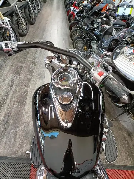 VN 2000