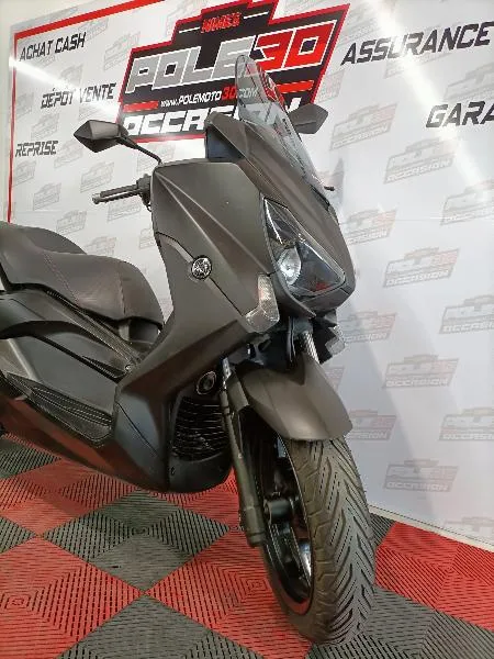XMAX 125