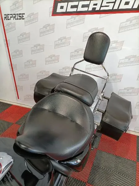 VN 1700 CLASSIC
