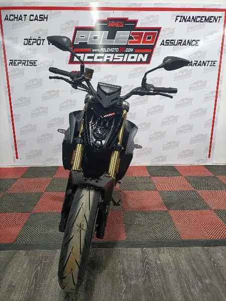 SRK 600