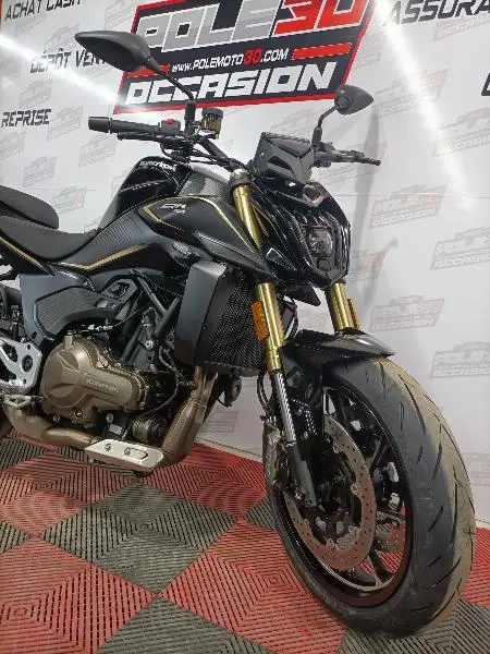 SRK 600