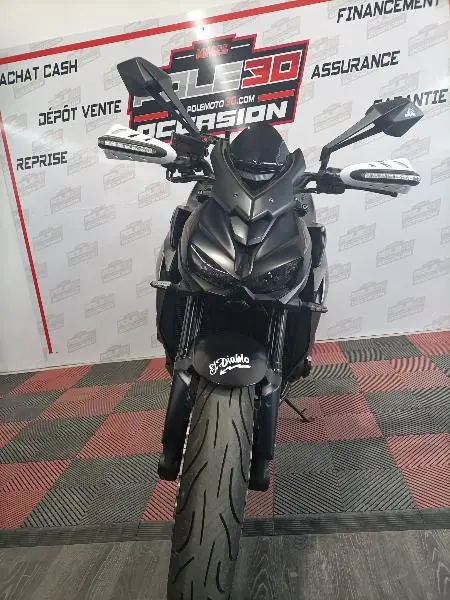 Z 1000