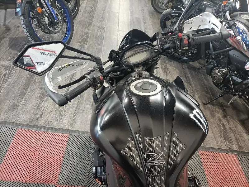 Z 1000