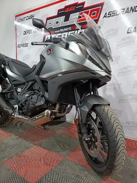 NT 1100 DCT